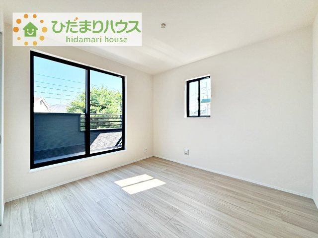 夏場に心地良いひんやり感はフローリングならでは☆彡