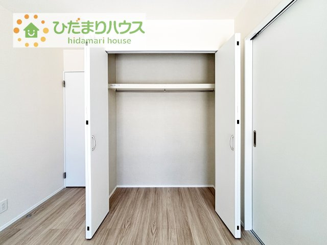 全室にクローゼットが付いていて、お部屋の住空間もスッキリ広々使えそうです(^^)