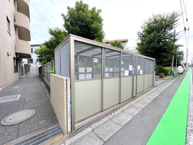 ゴミ置き場