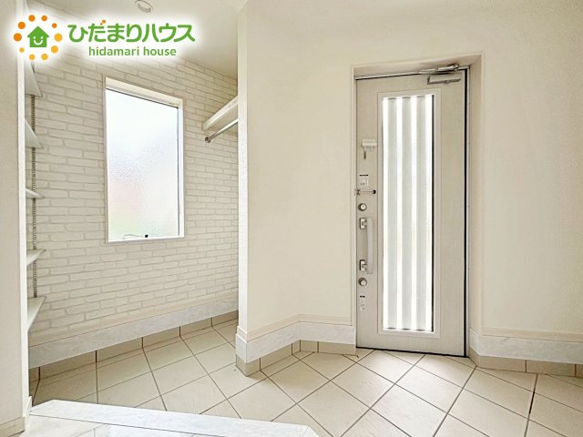 玄関が広いので親子で並んで仲良く靴が履けますね♪