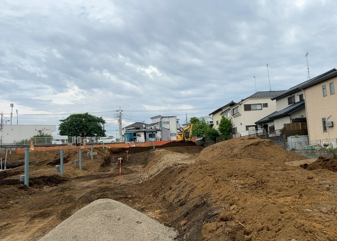 人が暮らすうえで日光は大切な要素となります。日当たりの良さは譲れないポイントですね。併せて近くに大きな建築物の建築予定がないか、あるいはそれが可能な土地が近くにないか事前に確認することもお勧めします。
