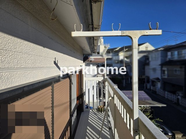 お洗濯にも便利なバルコニー付き