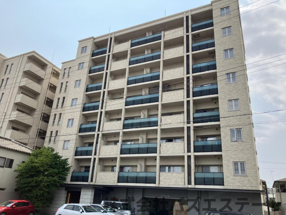 外観：328000555727