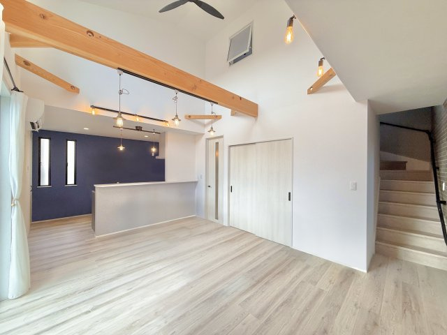 外観：322000498091