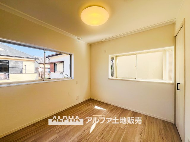 【cozy　room】　◆必要なもの、好きなもの◆しかないから安らげる。そんな部屋にしていく自分なりのデザインに。使いやすい部屋の形、大きい窓色々な用途が実現できる。