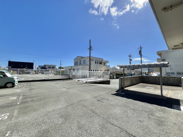 駐車場になります。