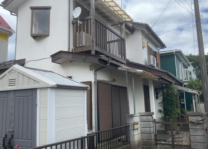 お持ちの車種によっては前面道路が広い方が便利でしょう。しかし、前面道路が広ければその分交通量が多くなるため、騒音などが気になる場合があります。実際に現地を見学し、周辺交通量や騒音などを確認しましょう！