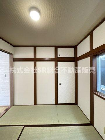 収納付きの便利な和室です！