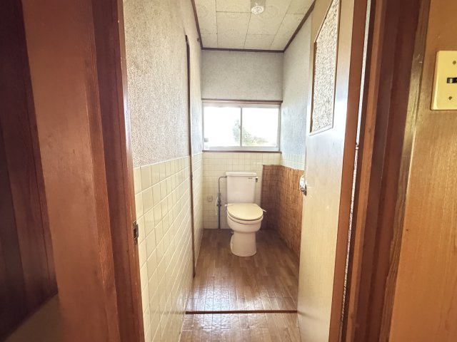 シンプルで使いやすいトイレです