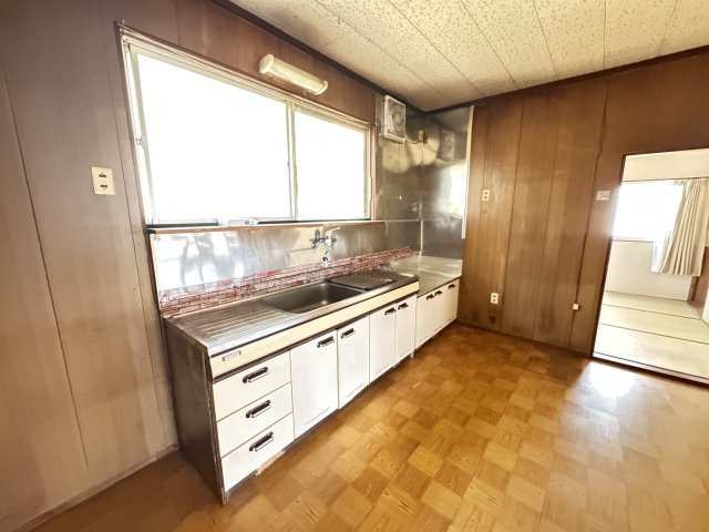 キッチンでお料理をお楽しみください