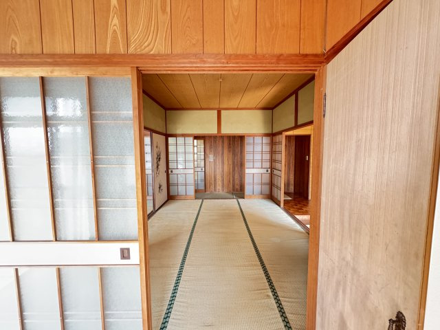 来客時にも便利な和室付き