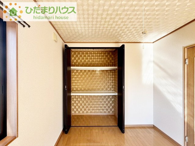 クローゼットタイプの収納は荷物がどこにあるかすぐに見つかります！