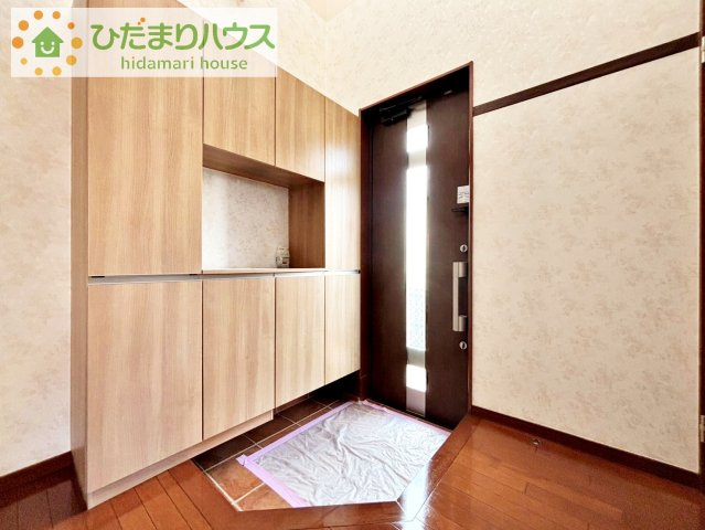 使い勝手の良い大きなシューズボックス☆乱雑になりがちな玄関をスッキリ見せてくれます！