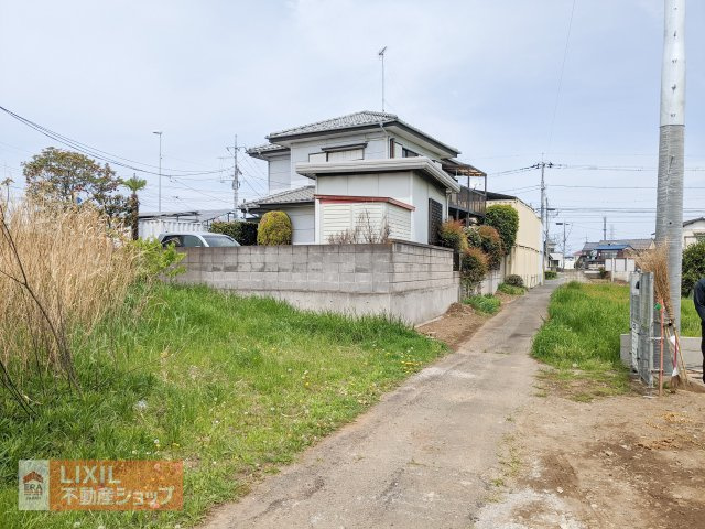 【前面道路】道の広さ・日当たりなど、ご確認ください。