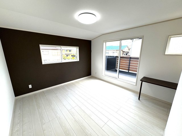当社施工作品例　一級建築士による無料の間取り作成も承ります。　当社施工現場、ショールームもあり。お気軽にお問い合わせください。
