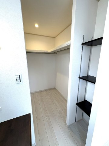 当社施工作品例　一級建築士による無料の間取り作成も承ります。　当社施工現場、ショールームもあり。お気軽にお問い合わせください。