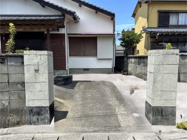 【昭和47年築】現状渡しでお得にリノベ！陽当り良好な平屋