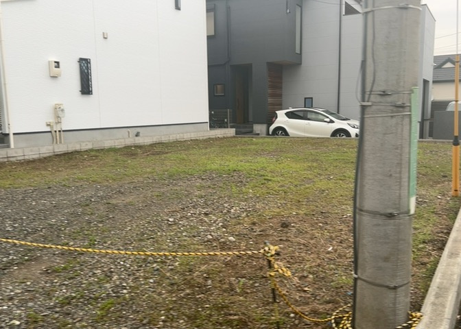 物件の詳細については、現地を見てわかること以外に、役所や法務局などで調べないとわからないことがあります。そのため、現地に行く場合は、もしこの物件を買ったらどのような生活ができるかをイメージしましょう。