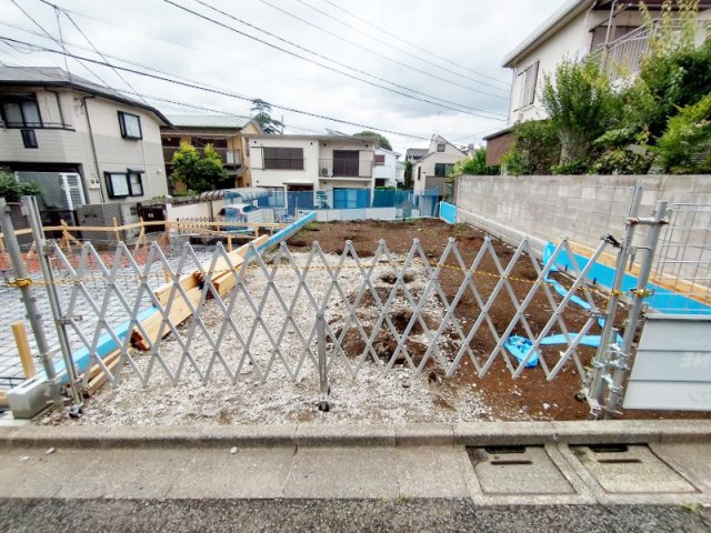 教育施設や商業施設が近くに揃い暮らしに便利なロケーション。