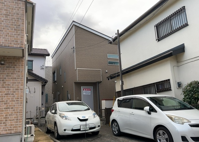 当然のことではありますが、オートロックやセンサーライト、ホームセキュリティーなどの防犯設備があれば、小さいお子様がいるご家庭も安心ですよね！まず物件購入の際は、防犯設備もチェックするようにしましょう。