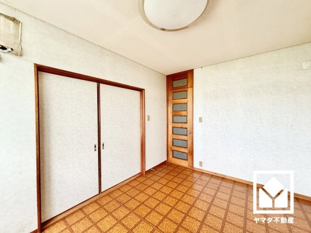 プライバシー・採光に配慮された2階ダイニングです。心地よい空間が広がるダイニングで、家族みんなが快適に過ごせる時間を提供。