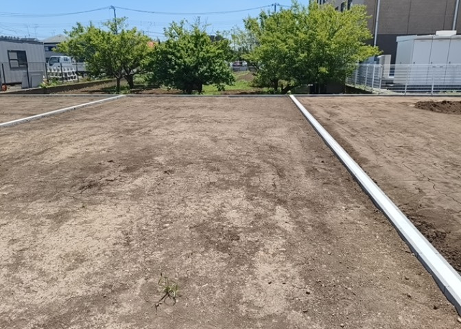 家を建てる前提で土地を探している場合、地盤の丈夫さは譲れない条件の一つです。地盤が脆弱だと追加工事が必要となります。また、過去に地盤沈下や液状化現象を起こした土地は、できるだけ避けた方がいいでしょう。