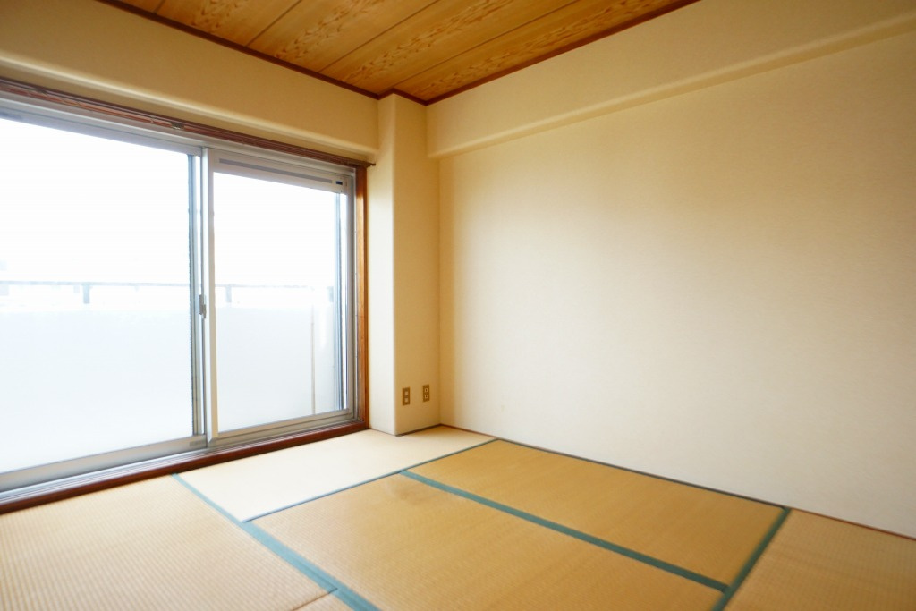 客間にも、家族の憩いにも。子どもが遊ぶ空間にも安心の和室