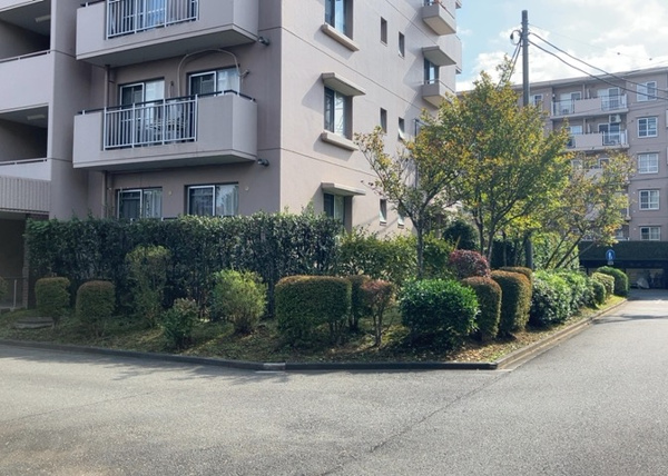 【パークサイド南大沢の庭】