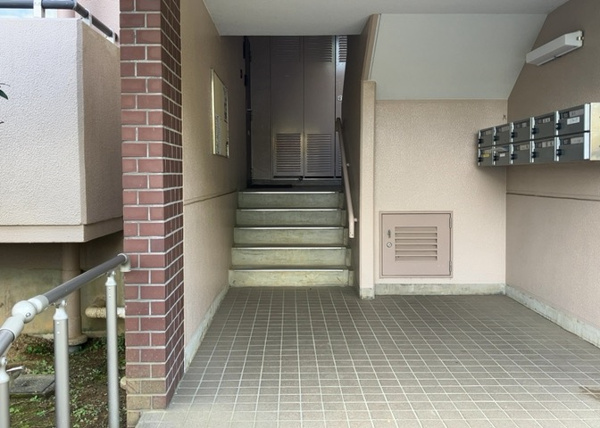 【パークサイド南大沢のエントランス】