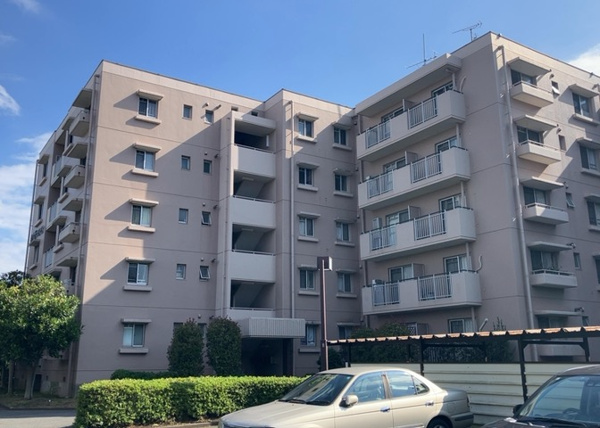 【パークサイド南大沢の外観】