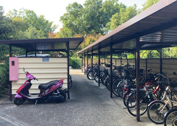 【パークサイド南大沢の駐車場】