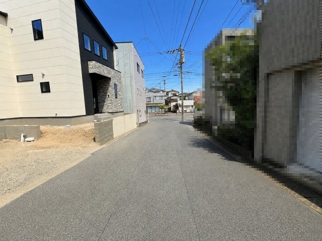 現地写真。前面道路です。