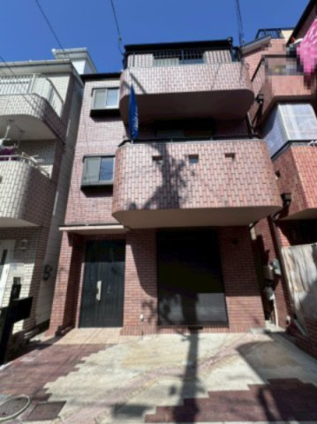 外観：327002247003