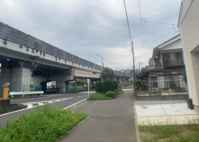 田園風景が味わえる土地に住みたい！海や山の見える自然豊かな土地に住みたい！などご要望に併せて当社営業がご提案させて頂きます。当社が抱えている数ある物件の中からお客様が納得する1件を一緒に探しましょう！