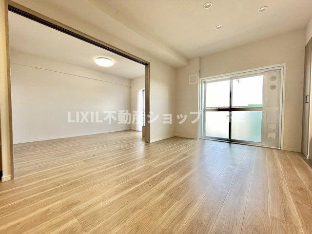 家族と過ごす時間を大切にしたい方にちょうどいいゆとりある住空間です。　