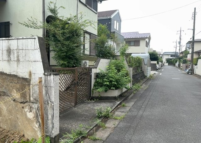 ハザードマップは自然災害による被害を予測し、その被害範囲を地図上で表したものです。近年特に災害が多くなっていますので、事前に調査すると安心できます。ハザードマップは国交省のホームページをご覧ください。