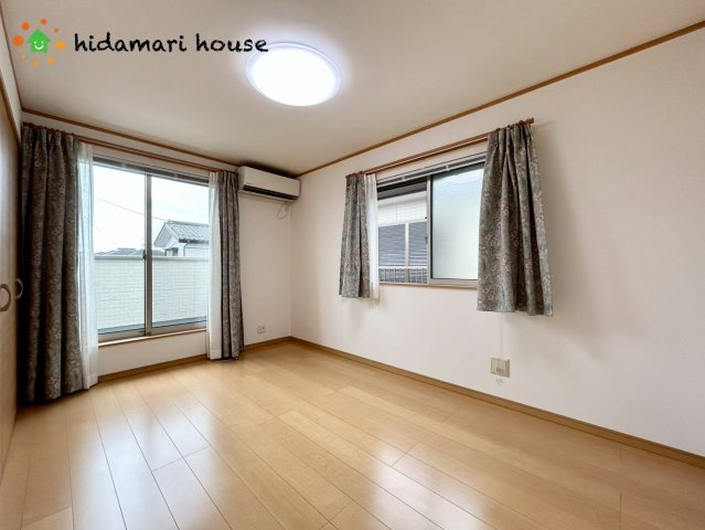 主寝室：6.7帖