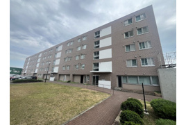 ラポール美香保公園B棟 406号室の外観