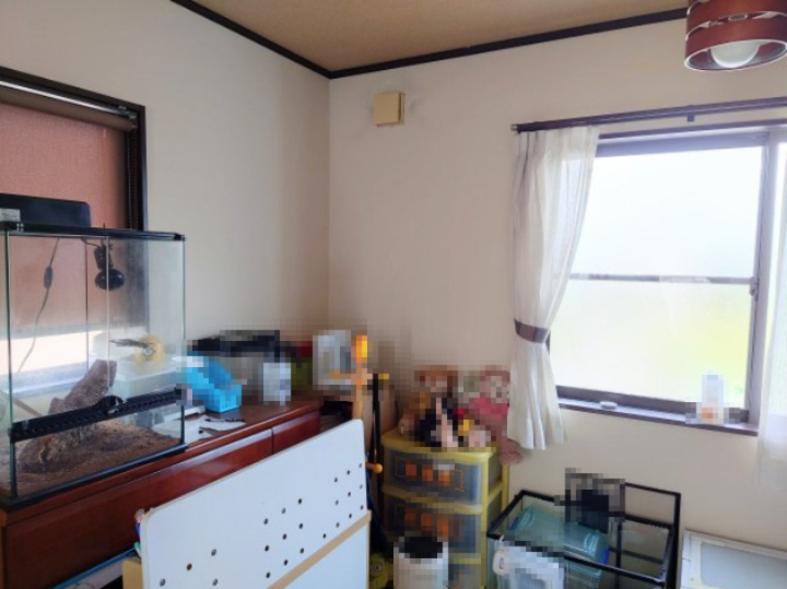 2階のどの部屋も南向きで明るいです！