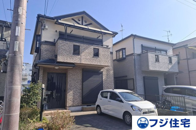 外観：327002246909