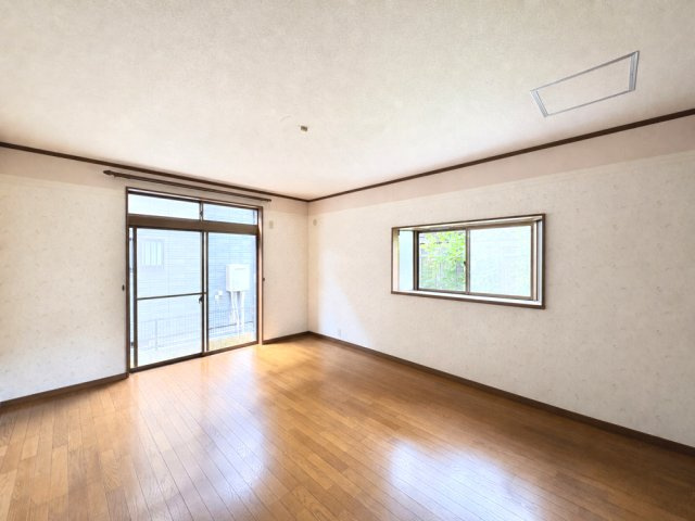 1階　10帖　3LDKから4LDKへ間取り変更可能です