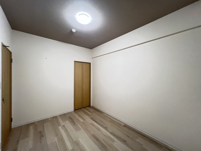 洋室5.8帖