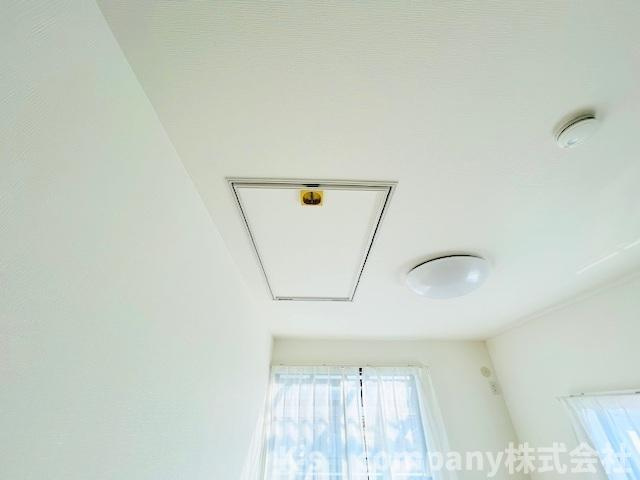 小屋裏収納付き◇