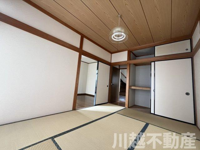 リビングの続き間の使い勝手の良い1階和室