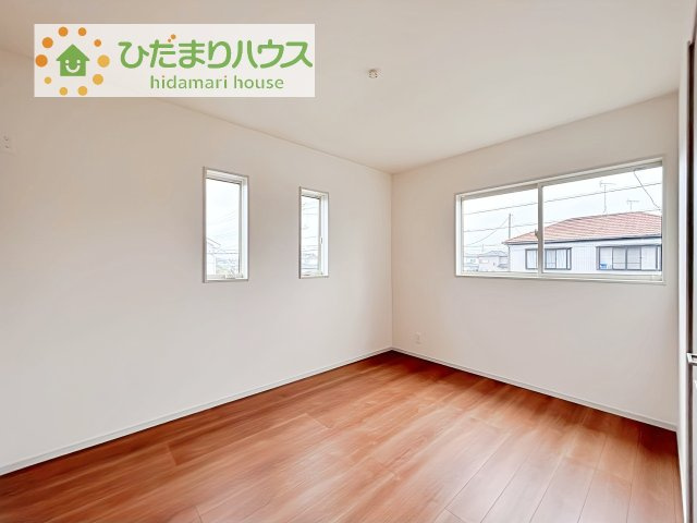 木の温もりがやさしいフローリング♪