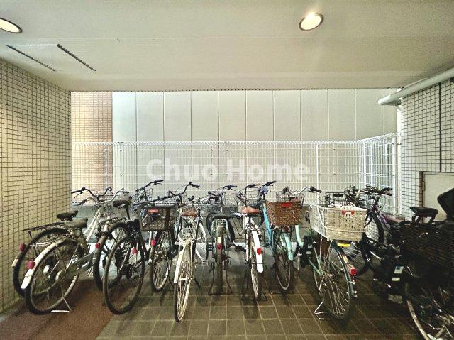 【自転車置き場】最新の空き状況や費用などの詳細は担当スタッフまでお問い合わせください。