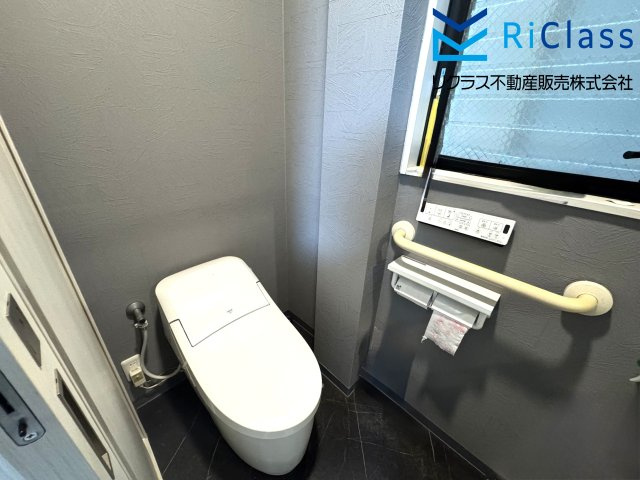 1階のトイレです