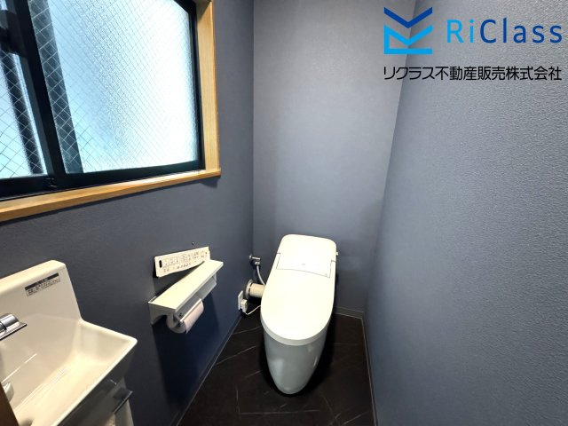 3階のトイレです