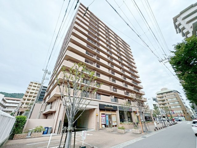 当日見学可能ですので、見学希望の際はお気軽にお問い合わせください。ネットからの見学予約も便利です♪