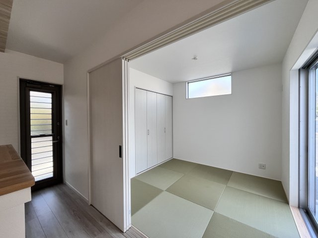 来客時にも便利な和室付き